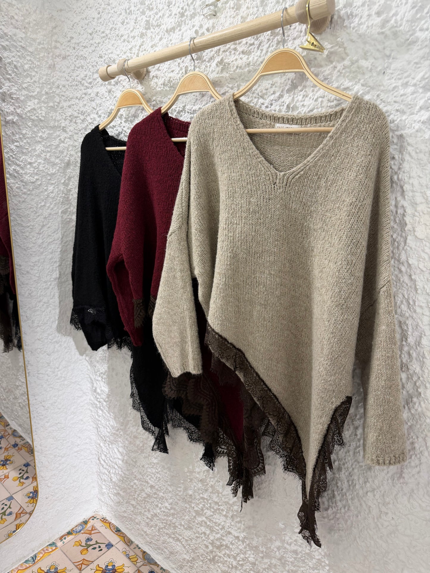 Jersey encaje asimétrico