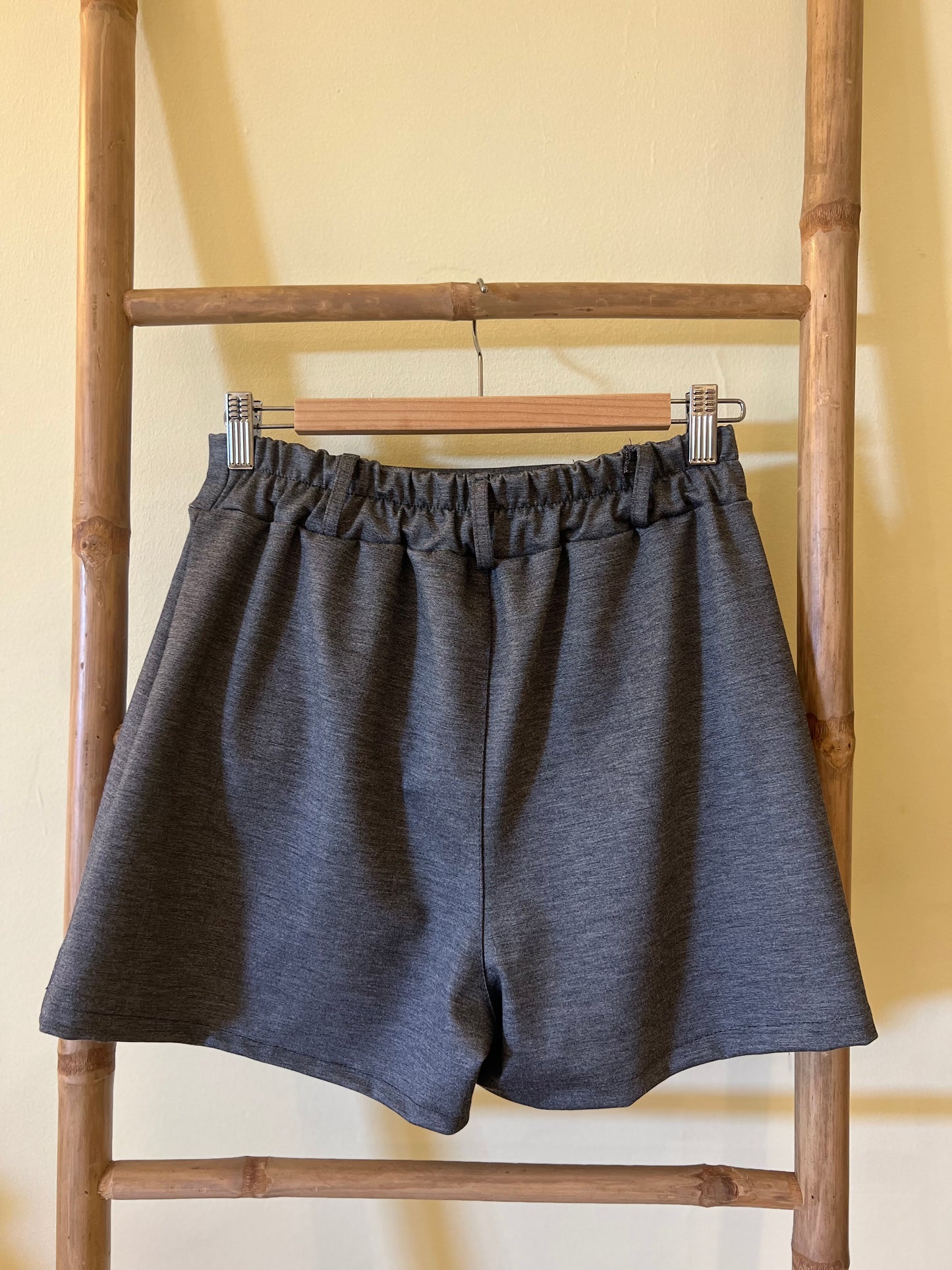 Falda pantalón gris - Nuh Nuh