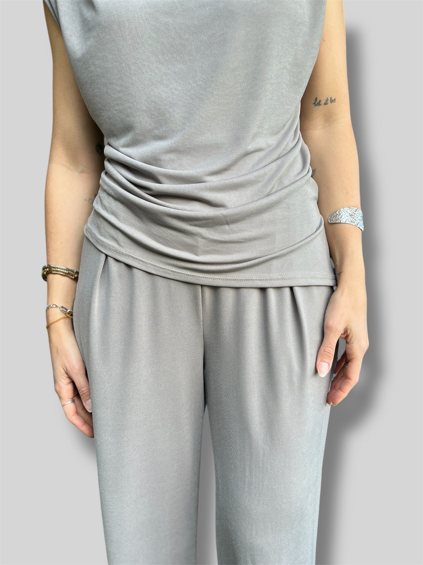 Conjunto Lina