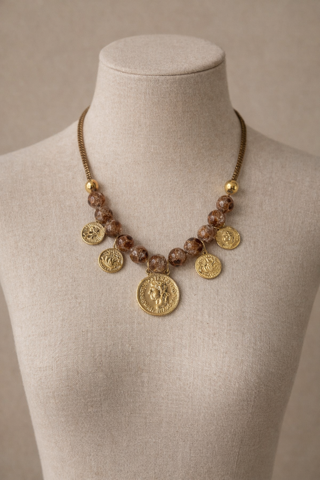 Collar moneda