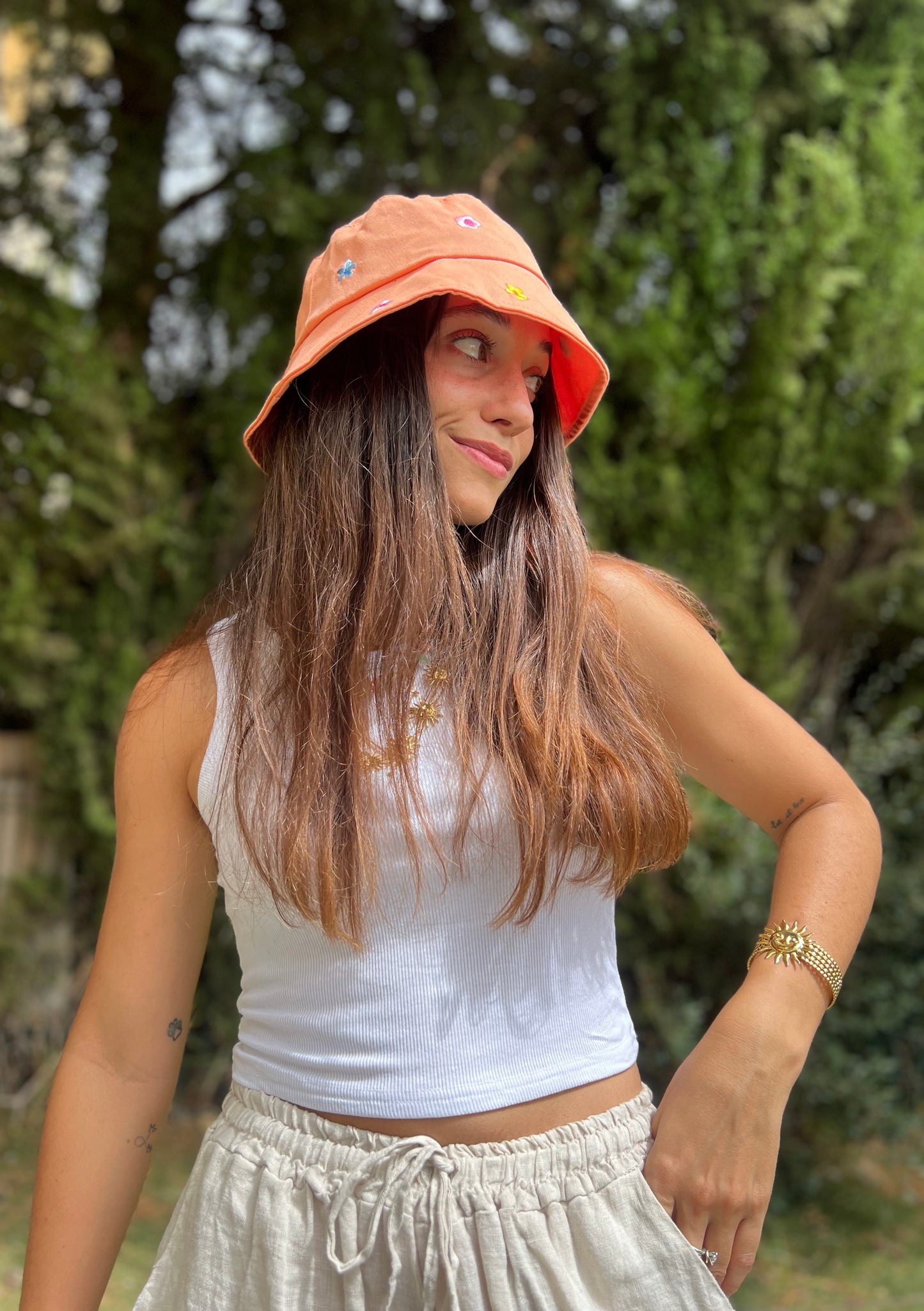 Bucket hat flores