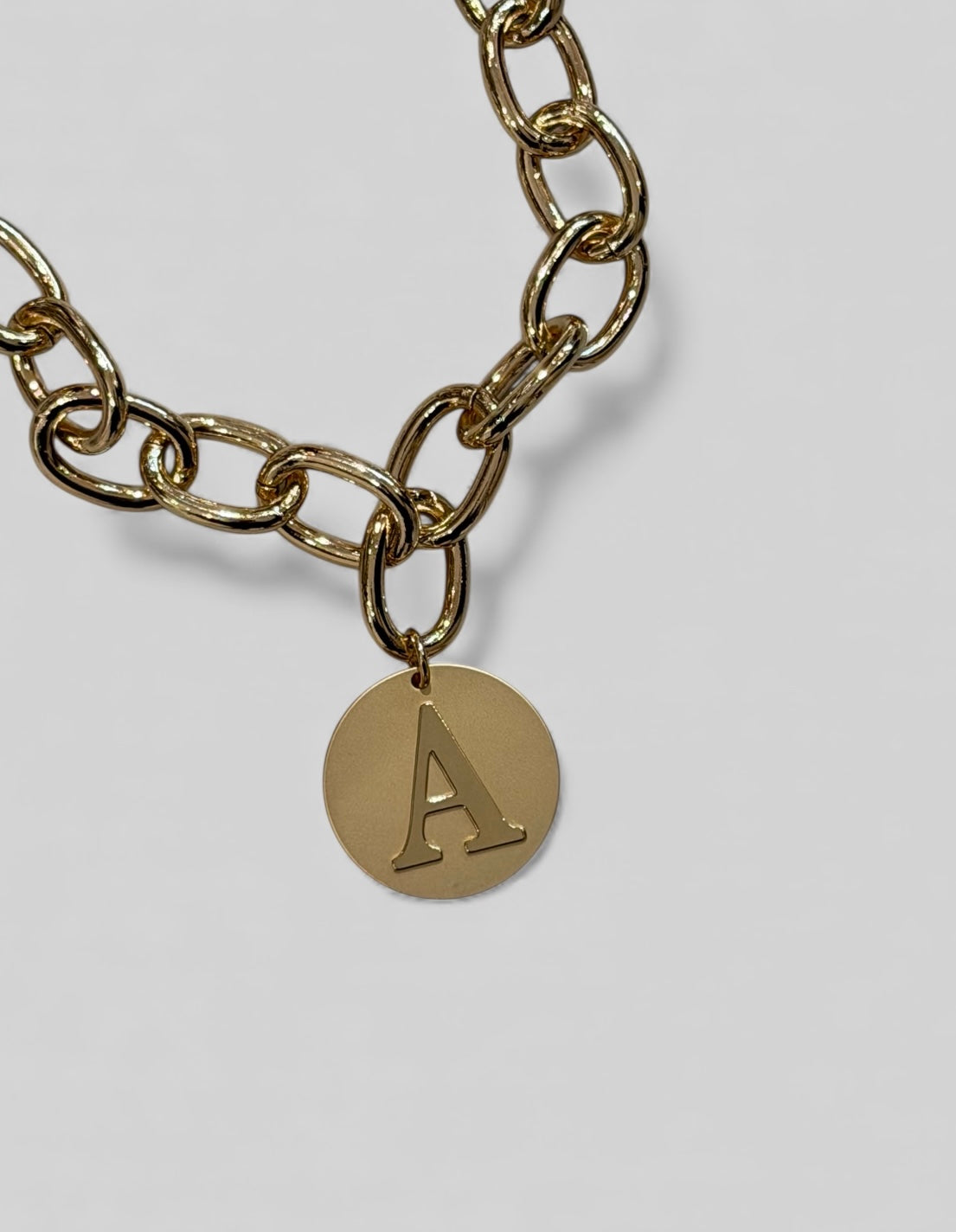 Collar inicial - Nuh Nuh