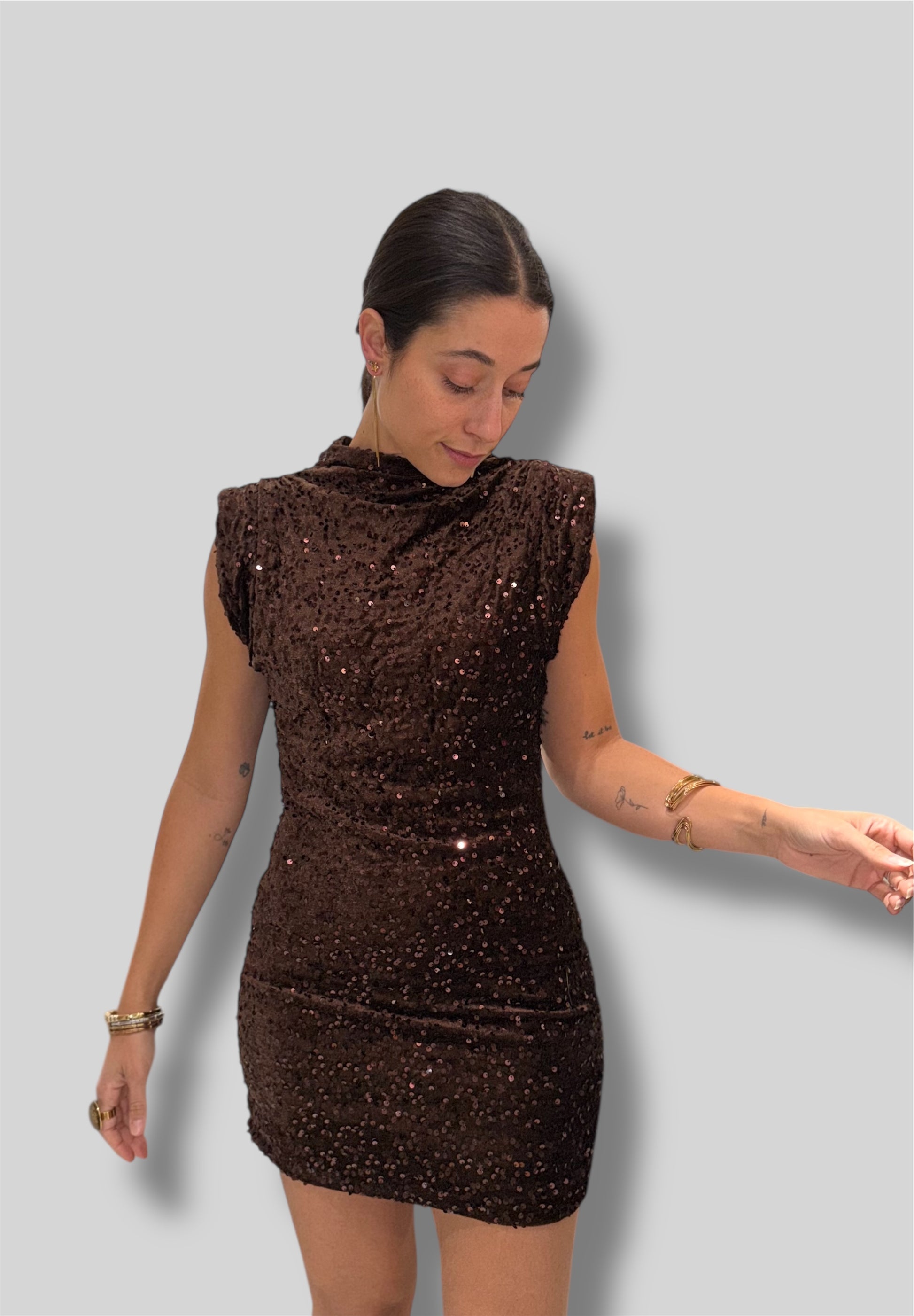 Vestido corto lentejuelas marrón - Nuh Nuh