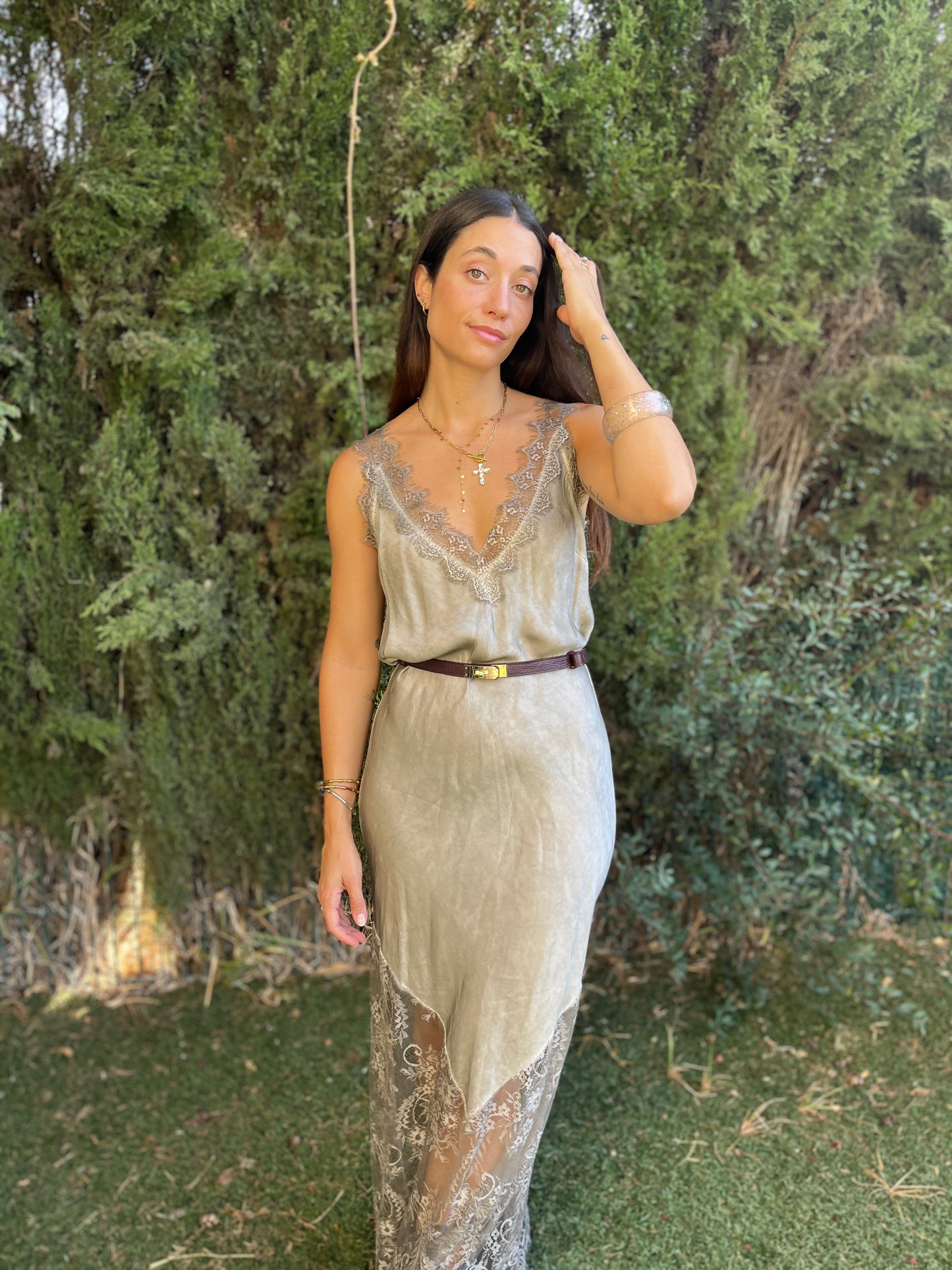 Vestido lencero encaje