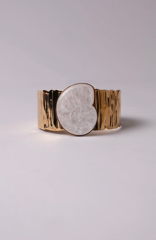Brazalete caracola nácar