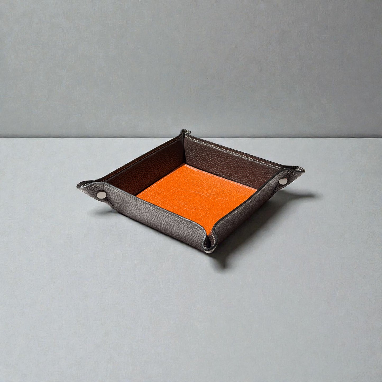 Vaciabolsillos de cuero