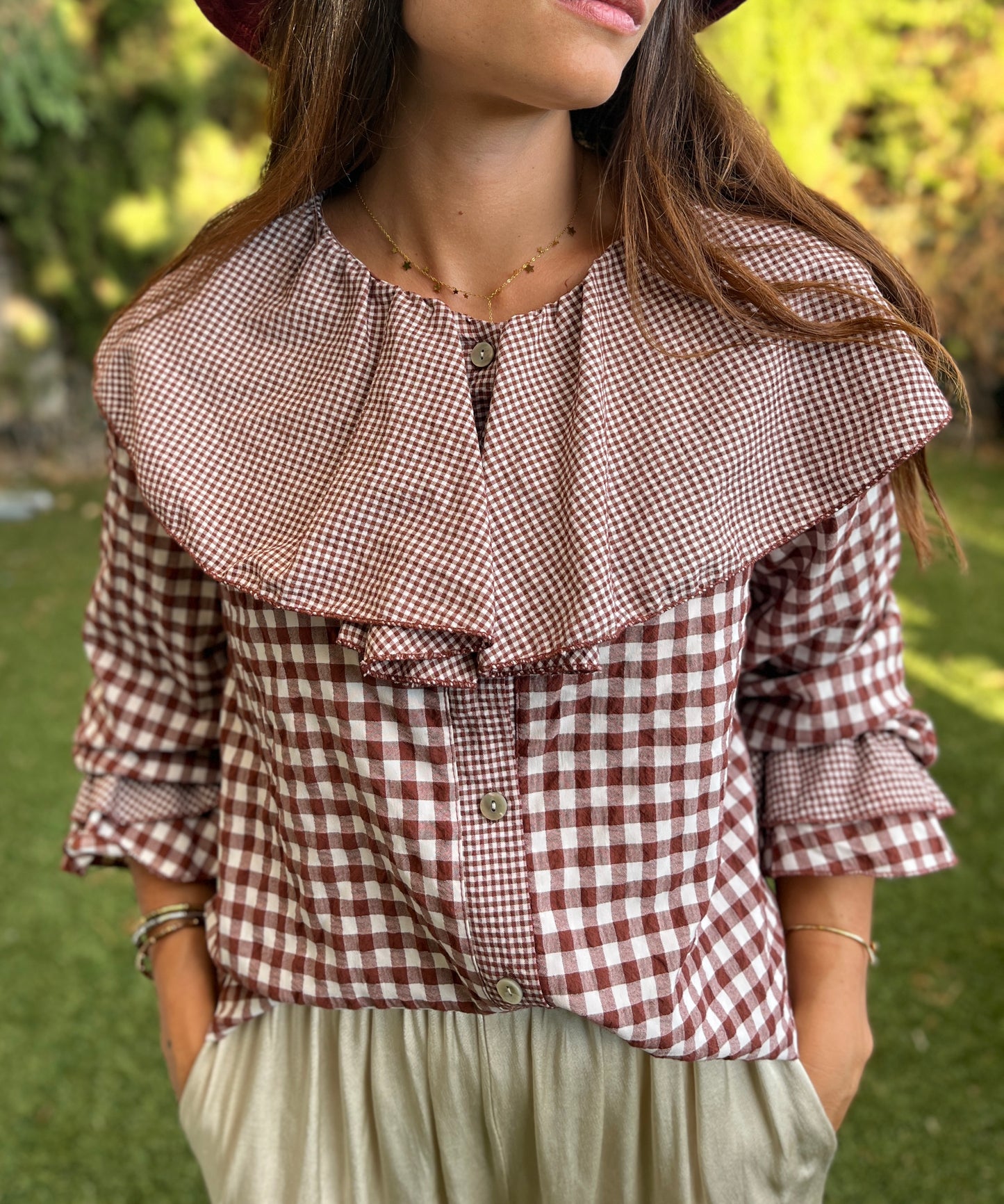 Camisa cuello babero