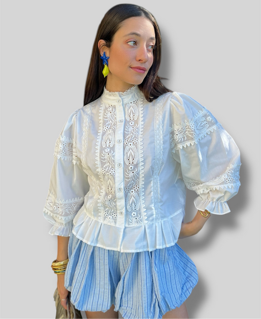 Camisa romántica blanca