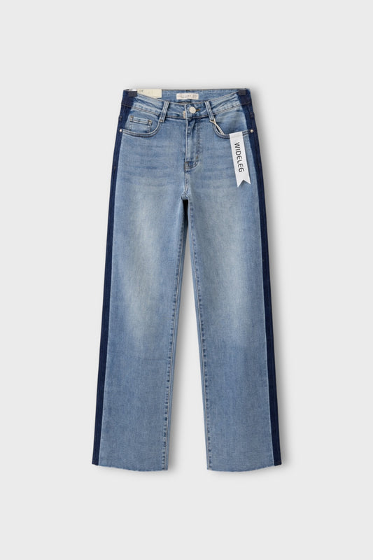 Pantalón raya wide leg