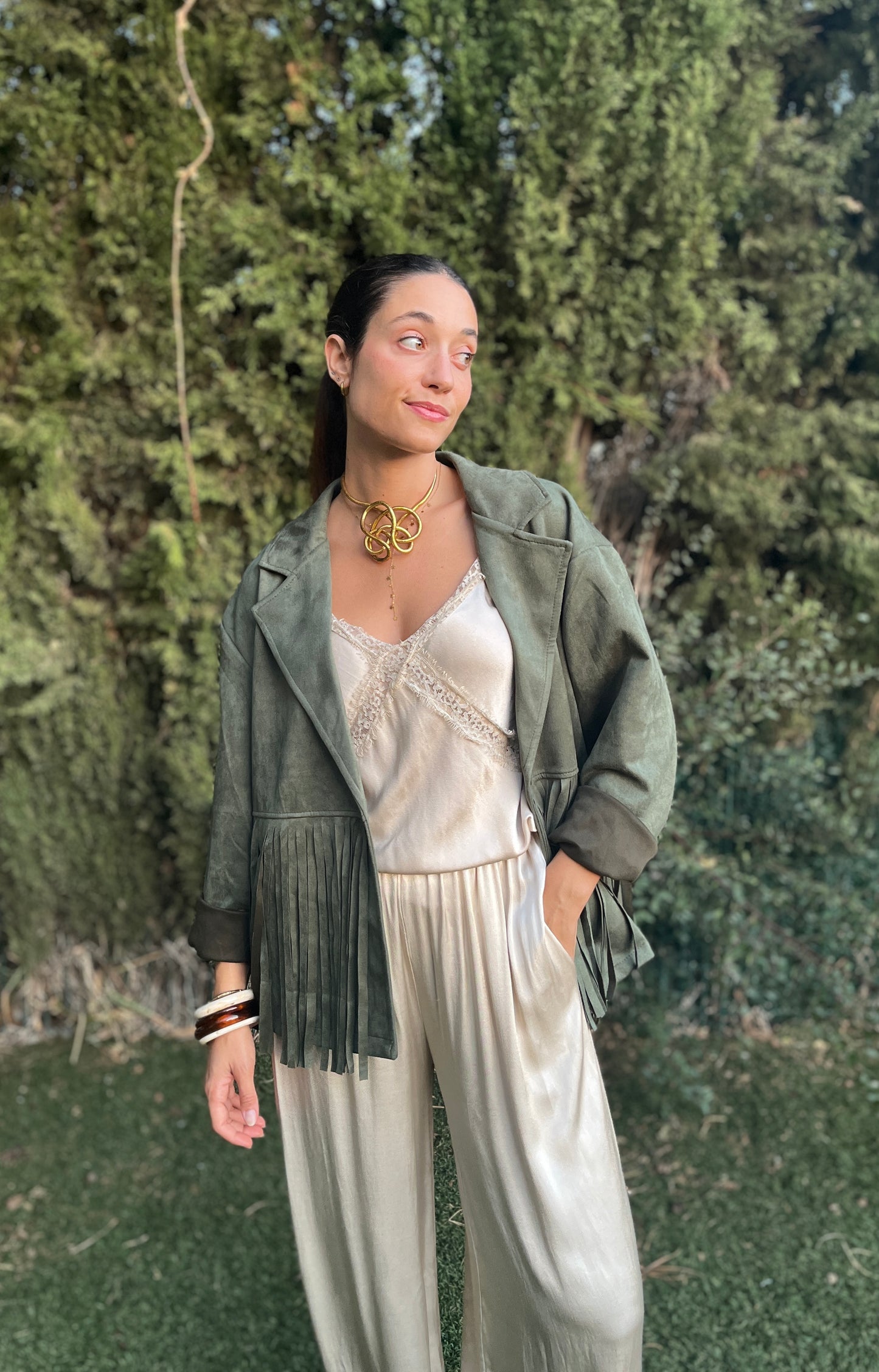 Chaqueta ante flecos