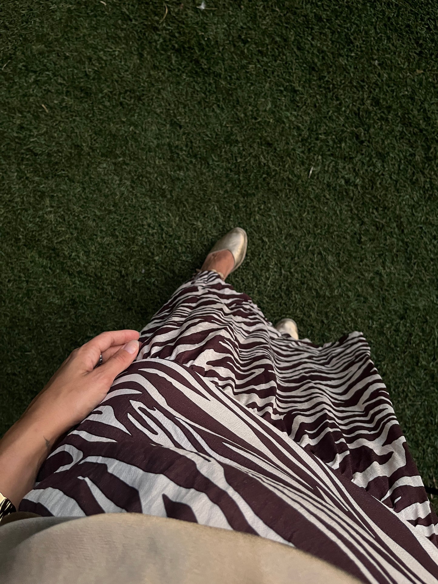 Falda midi cebra marrón chocolate