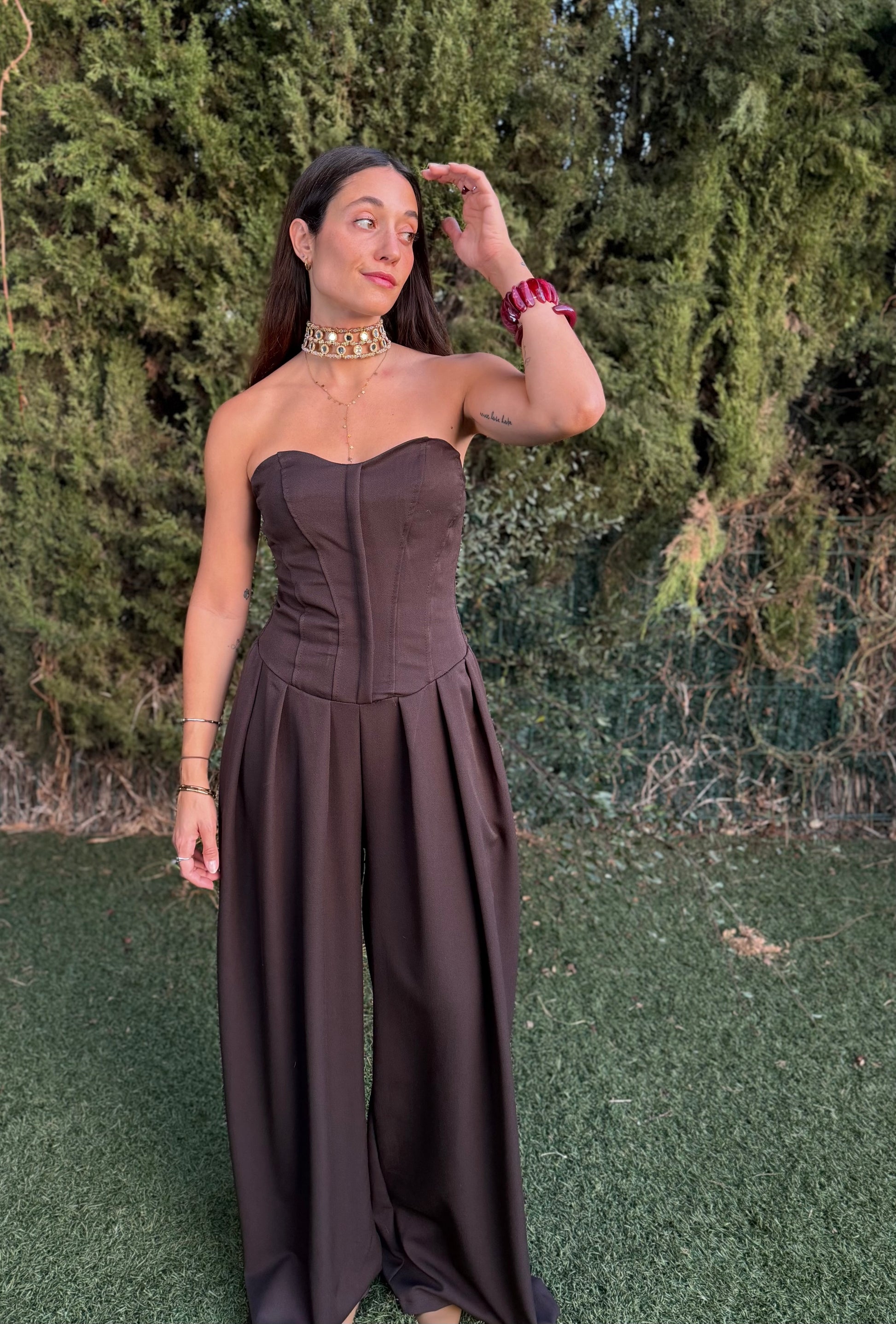 Mono palabra de honor palazo en marrón chocolate 