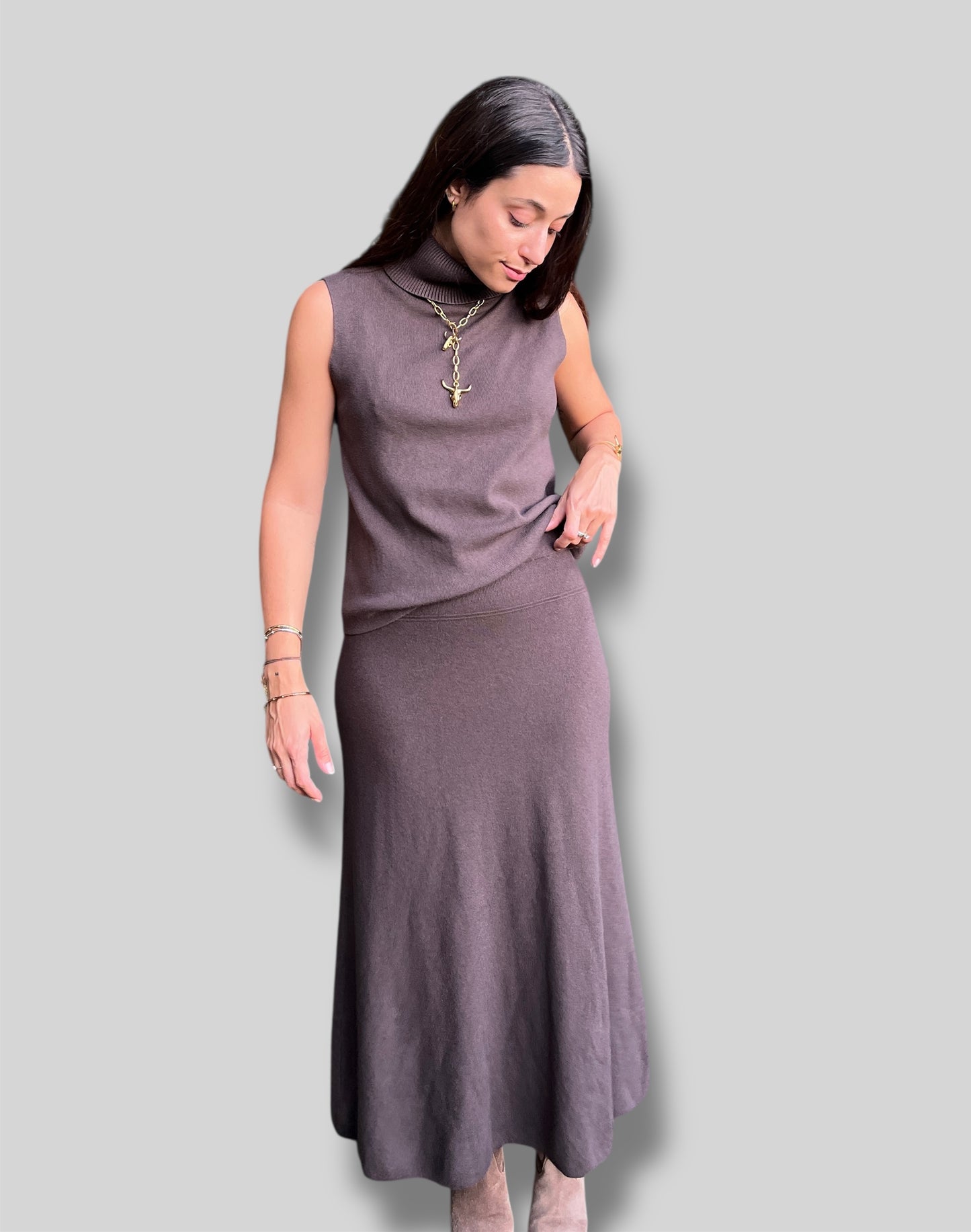 Conjunto de punto en marrón chocolate 